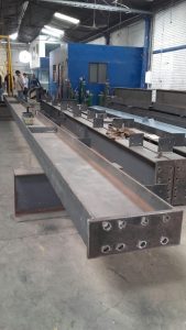 Fabricación y montaje de cubierta metálica